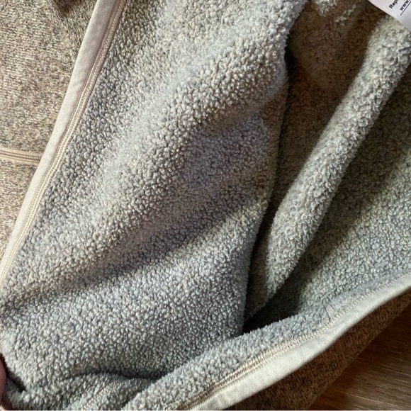 Patagonia Better‎ Sweater 1/4 Zip Gray Fleece Long Sleeve Pullover Size Large - Picture 8 of 9